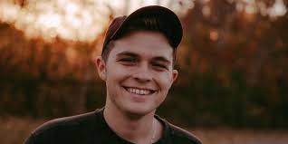 Christian Pop: Josiah Queen Crushes It With Mt. Zion